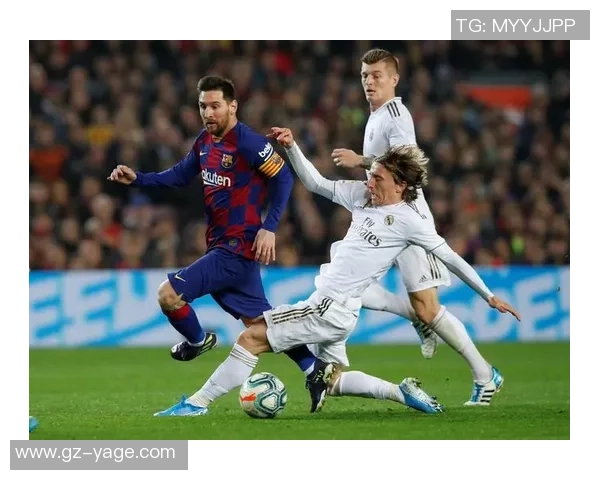 皇马与巴萨历史交锋全解析球迷必看精彩瞬间与战绩回顾